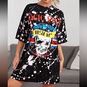 Skull t-shirt dress